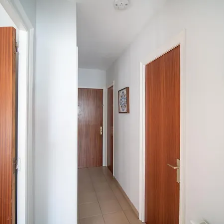 A 3 Kms. De Igualada Apartment *