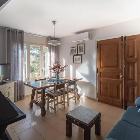 A 3 Kms. De Igualada Apartment *